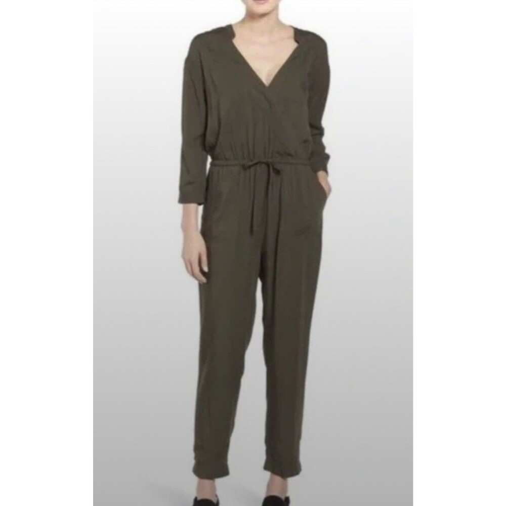 Caslon Nordstroms Olive Jumpsuit size M Relaxed Fit